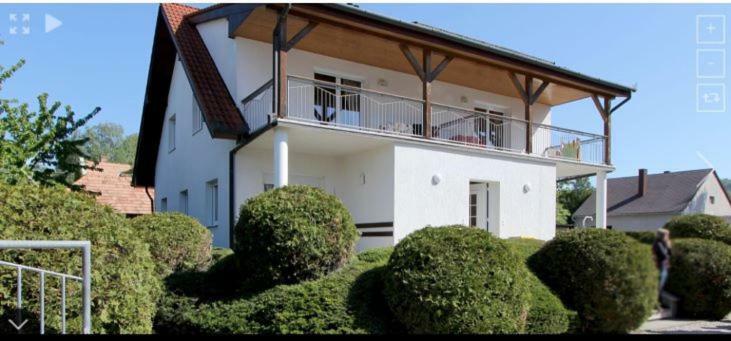 House Natalie Apartment Gyenesdiás Exterior photo